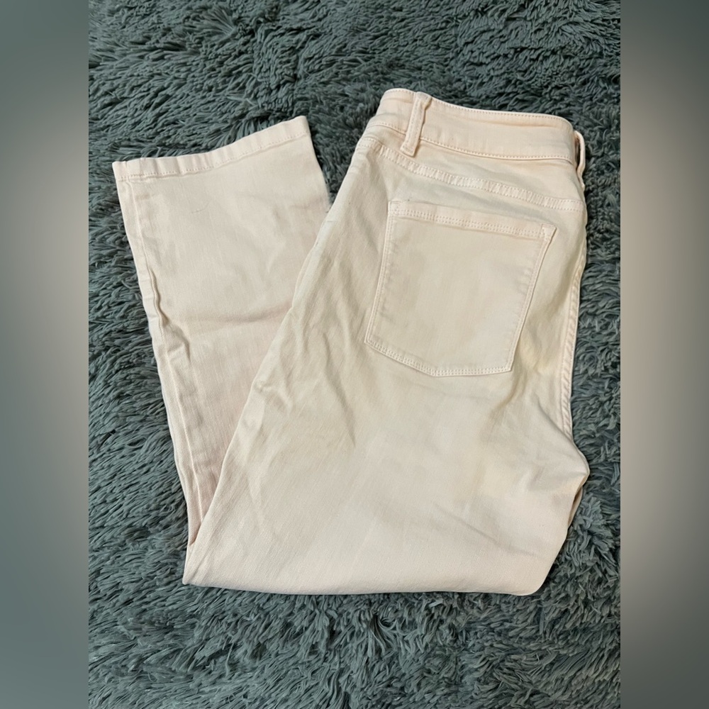 L.L. Bean Women’s Pink Classic Fit Capri Jeans Size 14 pet